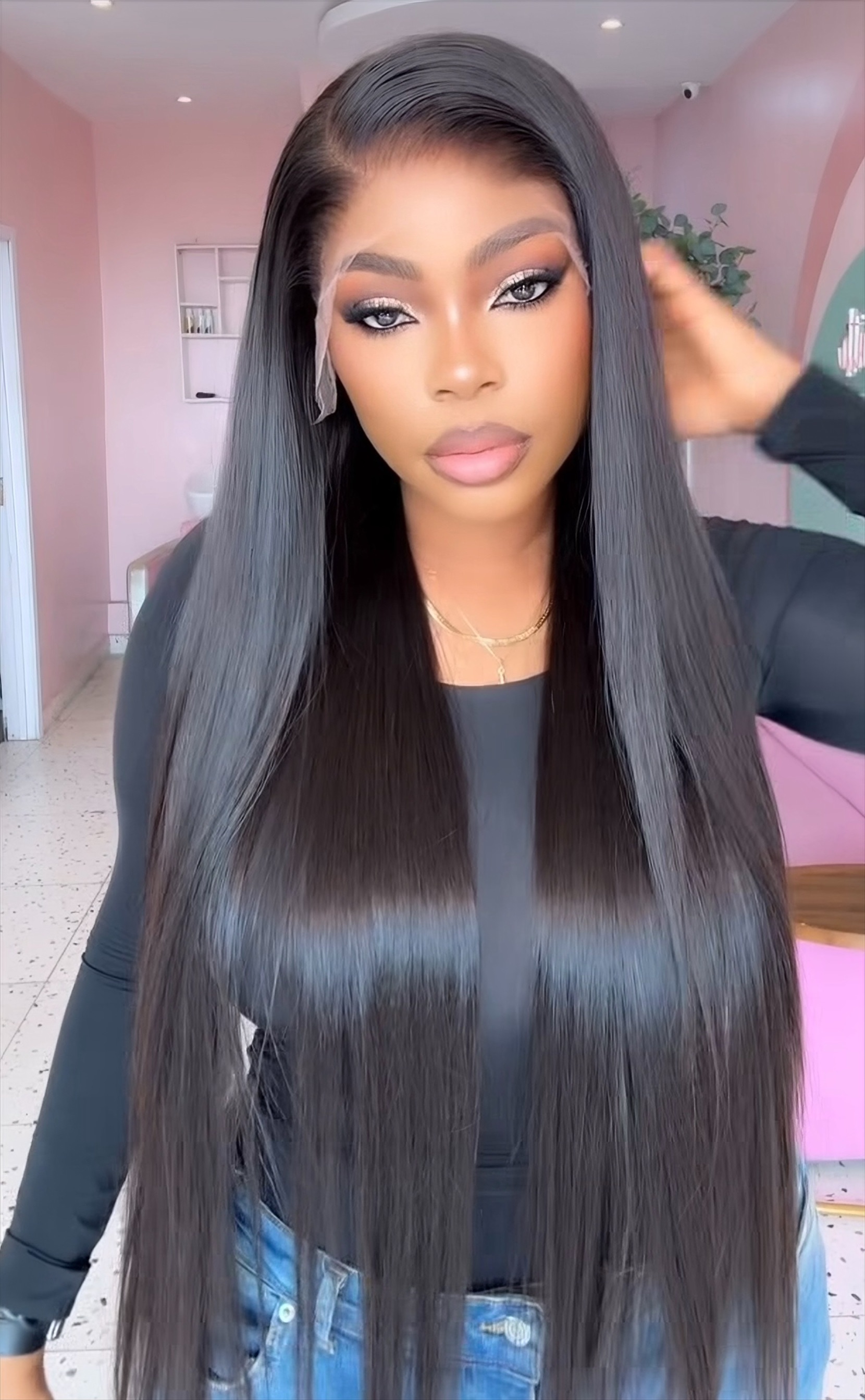 ULTRA SLEEK STRAIGHT