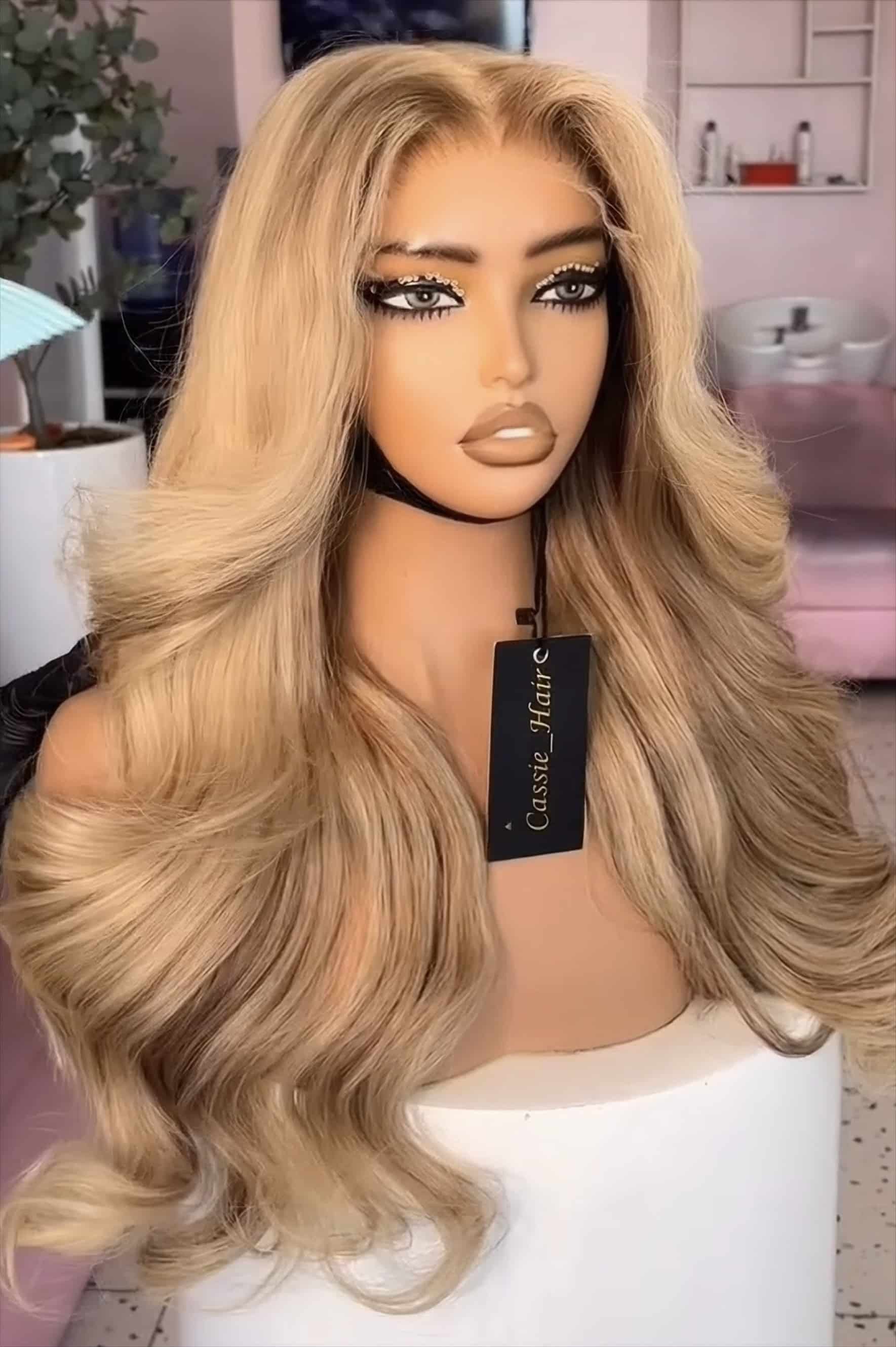 BADDIE BLONDE