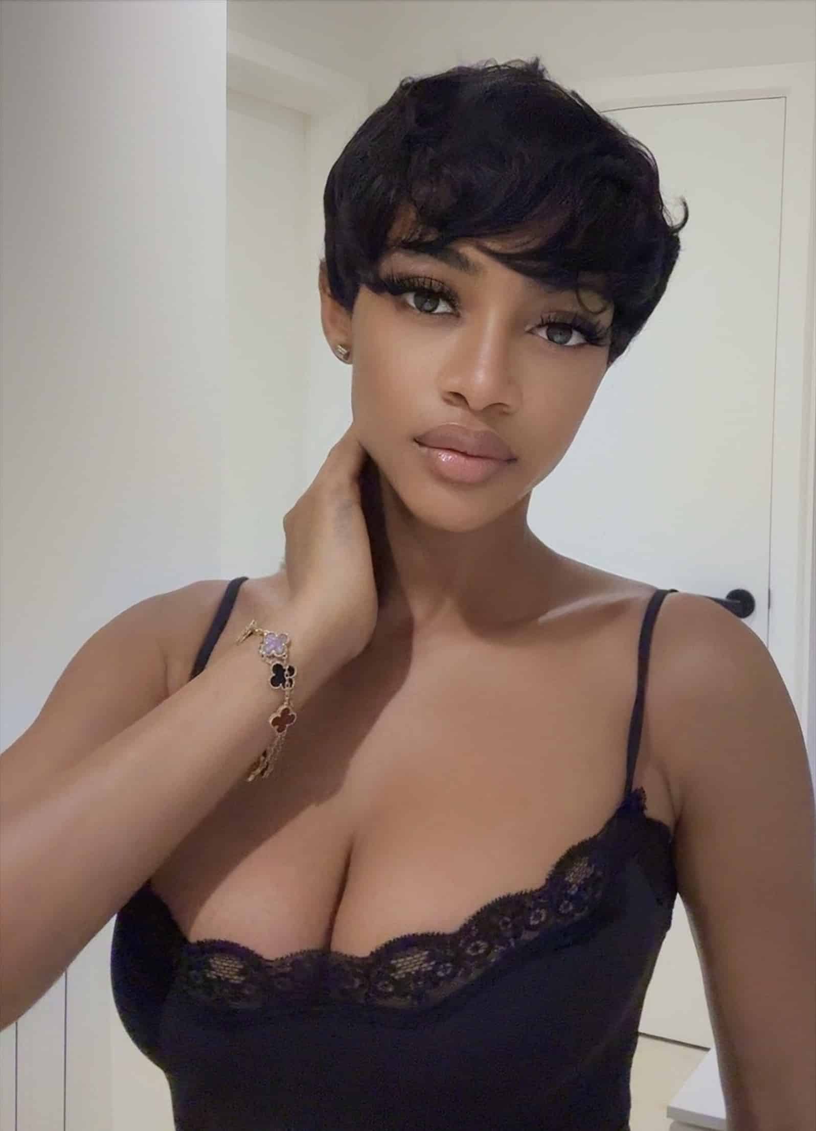 NOIR CROP